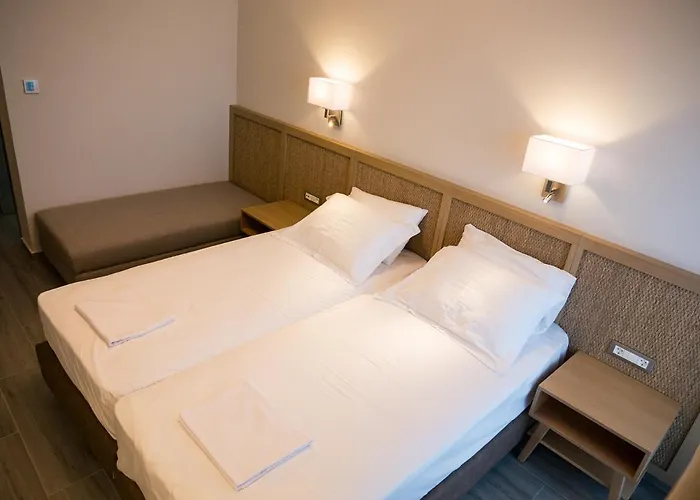 Elegant Hotel Kyparissia
