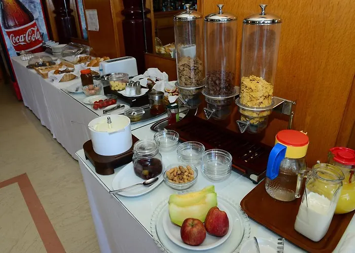 Elegant Hotel 3*