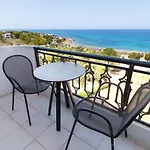 Elegant 3*