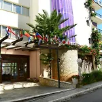 Elegant Kyparissia