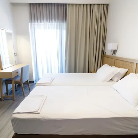 Elegant Hotel Kyparissia