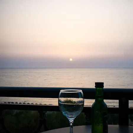 ホテル Elegant キパリシア