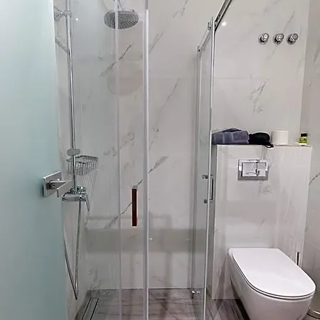 Elegant 3*