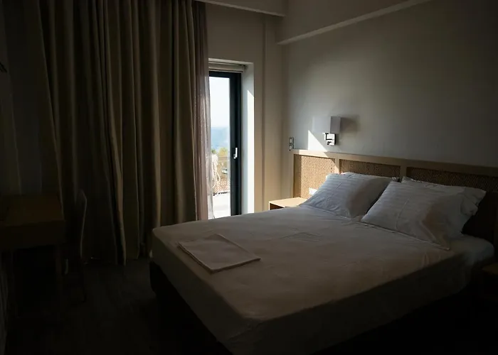 Hotel Elegant Kyparissia