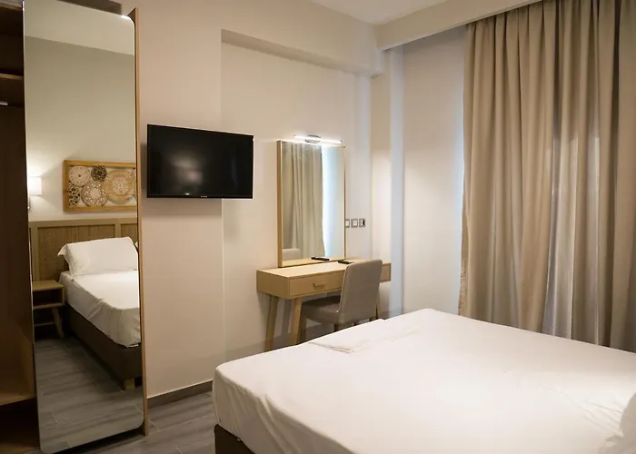 Hotel Elegant Kyparissia